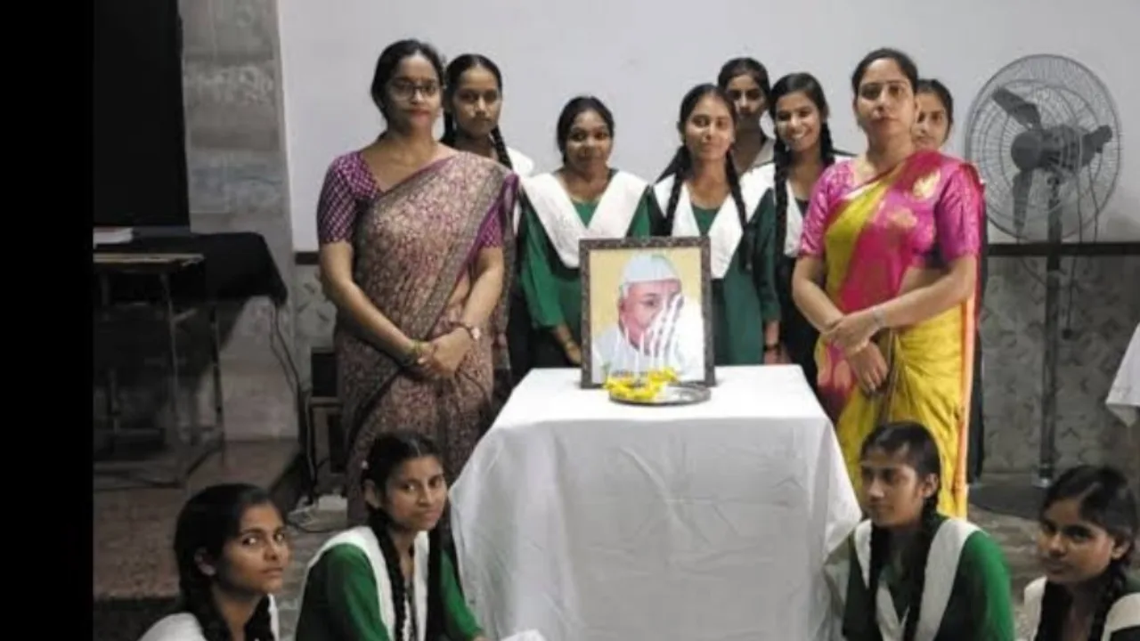 138th Birth Anniversary: राजकीय बालिका इंटर कॉलेज में याद किए गए पंडित गोविंद बल्लभ पंत 1 Uttrakhand news 20250911 123126 0000